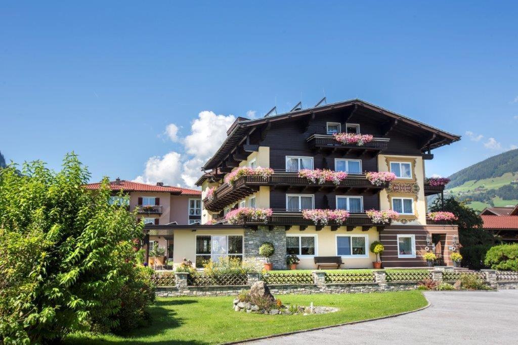 Garni Roesslhof Hotel Холерсбах им Пинцгау Екстериор снимка