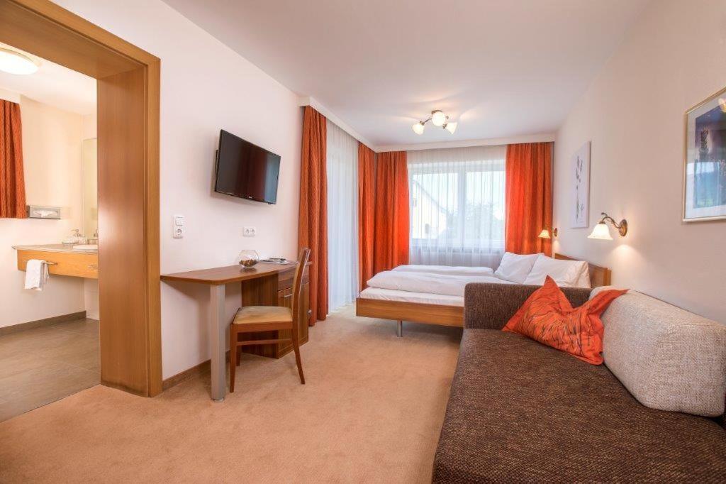 Garni Roesslhof Hotel Холерсбах им Пинцгау Екстериор снимка