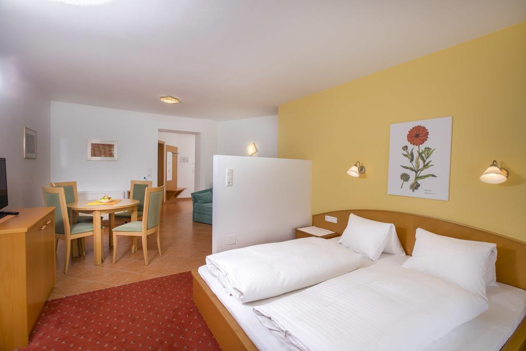 Garni Roesslhof Hotel Холерсбах им Пинцгау Стая снимка